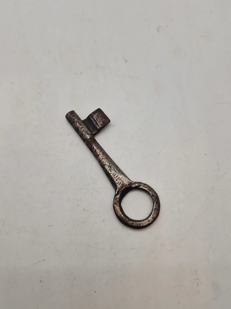Original 1700 tals nøgle