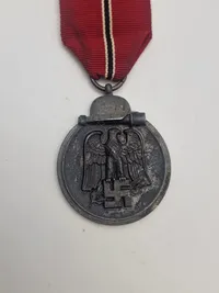 Original tysk østfront medalje med fremstiller i ringen