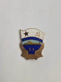 Originale tidlige russiske badges i emalje