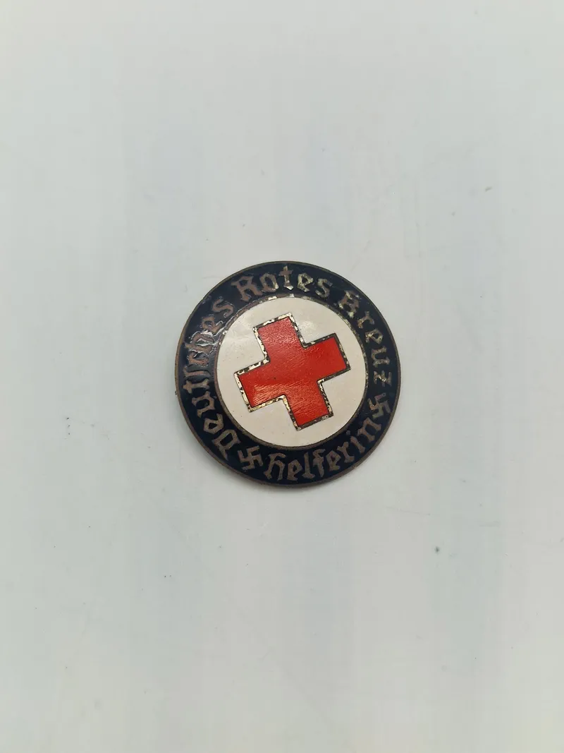 Originalt DRK Helferin badge - ww2