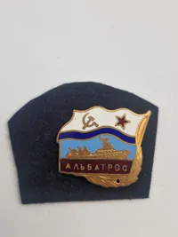 Originale tidlige russiske badges i emalje