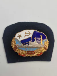 Originale tidlige russiske badges i emalje