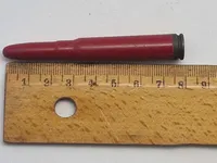 Sjælden originalt 8X57JS eksercerpatron lavet af rød kunststof/plast - tysk ww2