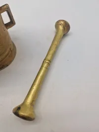 Original 1761 dateret malm morter
