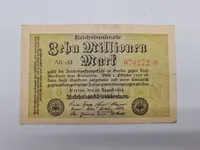 Samling originale ti millioner Mark sedler