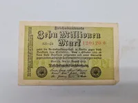 Samling originale ti millioner Mark sedler