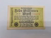Samling originale ti millioner Mark sedler