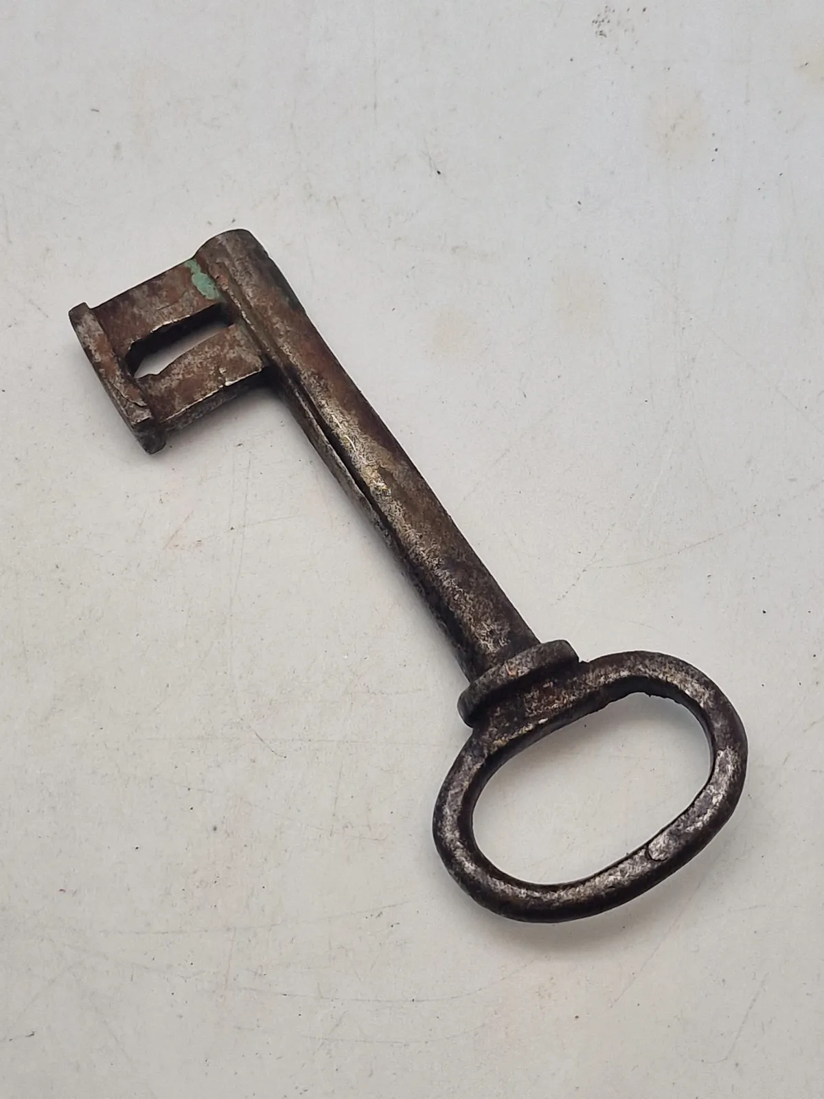 Original 1700 tals nøgle