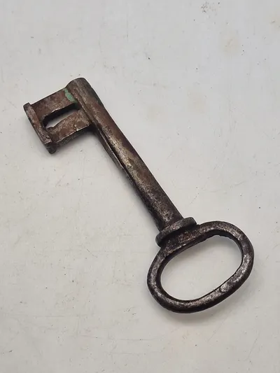 Original 1700 tals nøgle