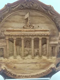 Resin plakette med motiv af Brandenburger Tor i Berlin