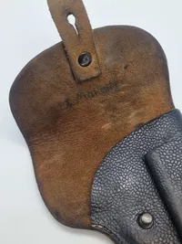 Originalt tysk pistolhylster af svineskind - WaA stemplet fra 1944 og navngivet til tysk Løjtnant