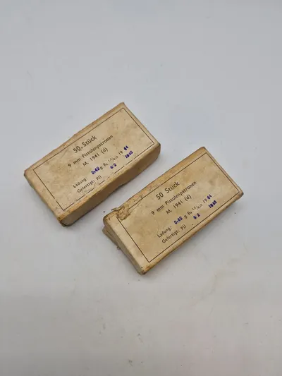 To stk originale tyske ww2 patronæsker - PJJ 1945 (lavet i Danmark under besættelsen)