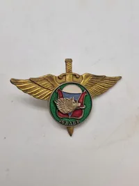 Samling originale russiske badges - ældre emaljerede udgaver