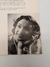 Zarah Leander - Eine Grosse Karriere, Biografisk Hæfte