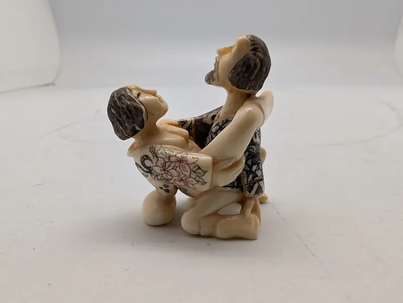 Antik JAPANESE HAND CARVED EROTIC NETSUKE FIGURES EDO / MEIJI PERIODE 