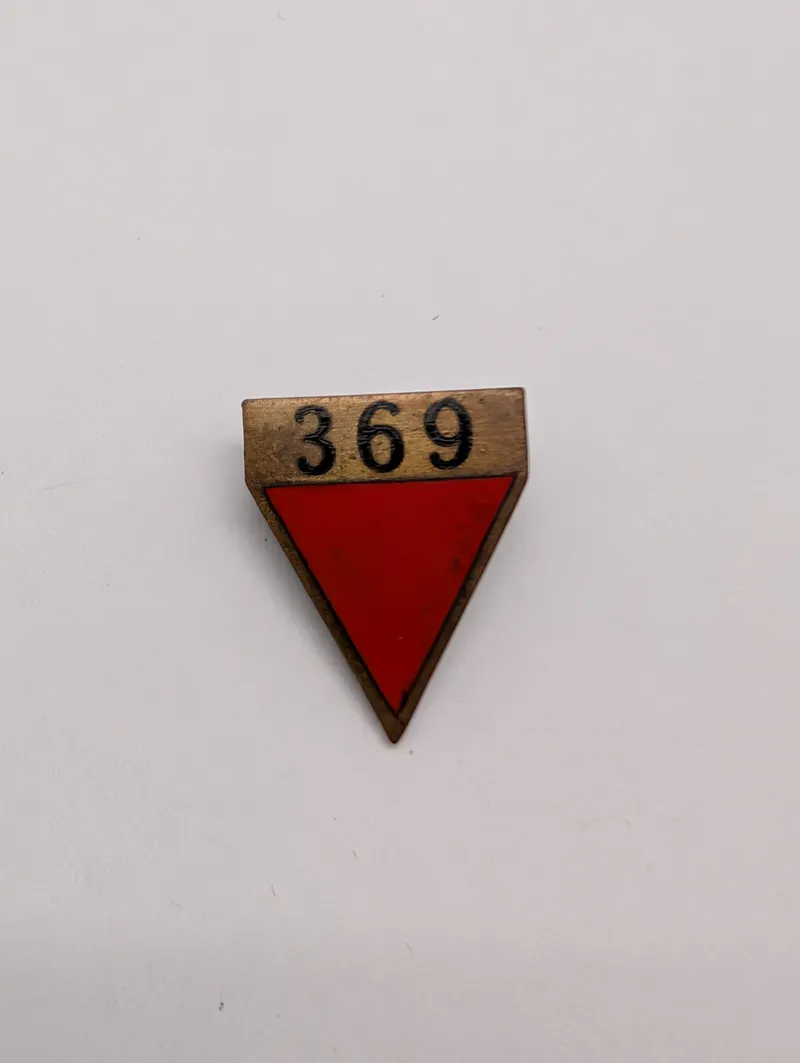 KZ pin WW2 