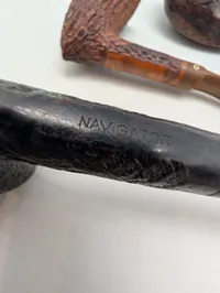 Sæt med 3 vintage piber herunder Navigator og Custom Craft