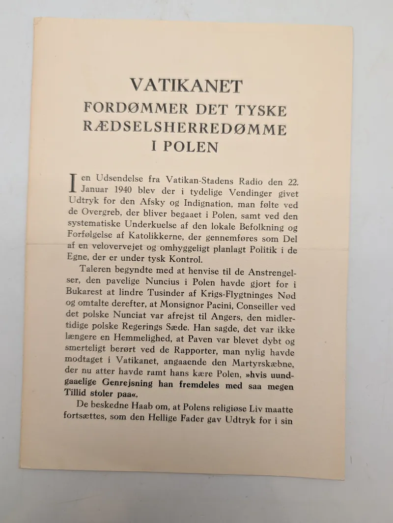 Dansk WWII Propagandaflyveblad: Vatikanet Fordømmer Tyskland i Polen