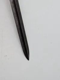 Antik døllebajonet med låsering og stempel