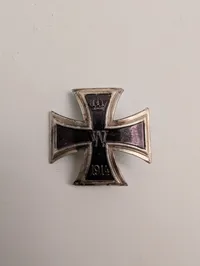 Tysk Jernkors af 1. klasse fra 1914, opmalet, magnetisk kerne 
