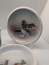 Bing & Grøndahl og Royal Copenhagen porcelænssæt med vaser og fade