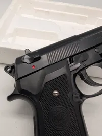 KWC M92FS Super Black Airsoft Pistol med ASG Open Blaster BBs