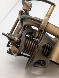 Antik Torpedo-styreapparat i messing, serienummer 5883 Stammer fra den Tyske U20 WW1 