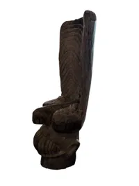 Afrikansk udskåret træskulptur, stamme-totem med fuglemotiv