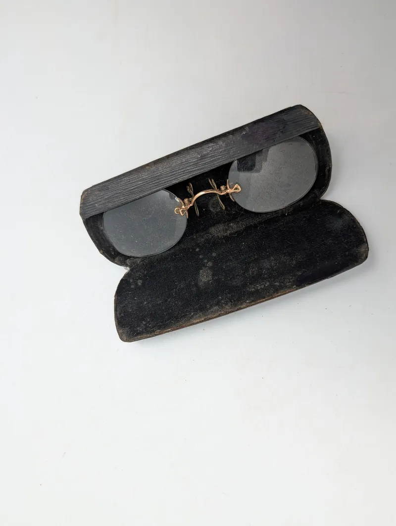 Antique Gold-Filled Rimless Pince-Nez Spectacles with Original Case