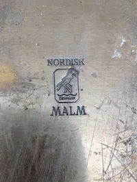 Antik messingplatte med relief af ridder og kvinde Niels Ebbesen 
