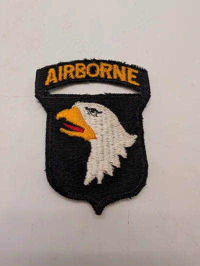 Amerikansk 101st Airborne Division 'Screaming Eagles' Skulderemblem ww2