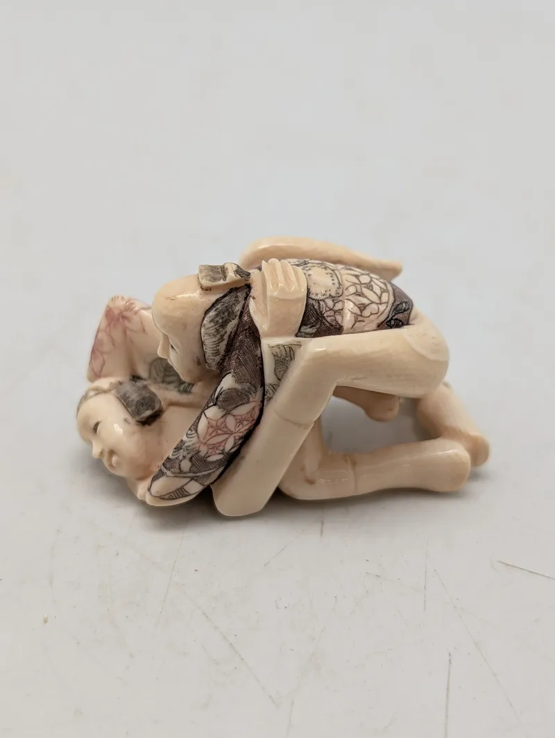 Antik JAPANESE HAND CARVED EROTIC NETSUKE FIGURES EDO / MEIJI PERIODE