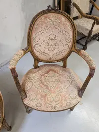 Fransk Louis XVI-stil salonmøbelsæt med forgyldt træ og brokadevævning