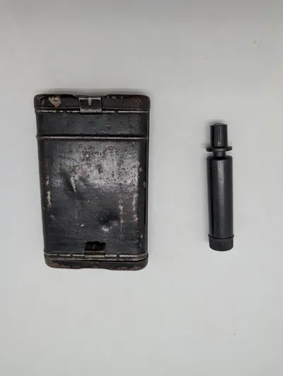 Tysk WWII G. Appel RG34 Rensesæt til Kar98k med 'cux' Markering