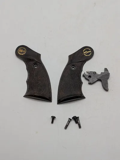 Jay Scott Custom Made Gun Grips Original Æske