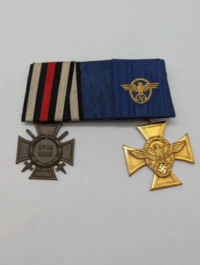 Tysk Medaljegruppe med Æreskorset 1914-1918 og Polititjenestekors