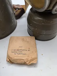 Dansk M/38 Gasmaskesæt med Beholder, Filtre og Tilbehør