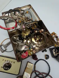 Vintage Mixed Collectibles Lot with Jewelry Box, Compact, and Souvenir Box