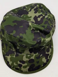 Militær kasket i M/84 camouflage mønster