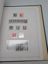 Samling af frimærker i Danmark album og diverse kuverter