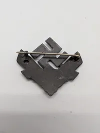 Tysk RADwJ (Reichsarbeitsdienst der weiblichen Jugend) broche