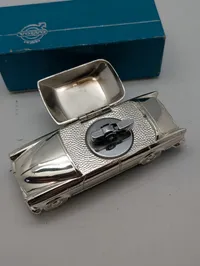 Volvo Amazon P120 Bordlighter i Sølvfarvet Metal med Original Æske