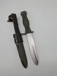 Schneidteufel M68 Bundeswehr Kampfmesser med skede