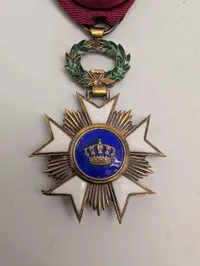 Belgien, Leopold II's Orden, Officerskors med roset