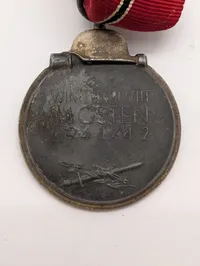 Tysk Østfrontsmedalje (Winterschlacht im Osten 1941/42) med originalt bånd