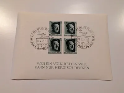 Tysk souvenirark fra 1937 med Adolf Hitler frimærker