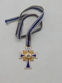 Tysk Moderkors i Guld (Ehrenkreuz der Deutschen Mutter)
