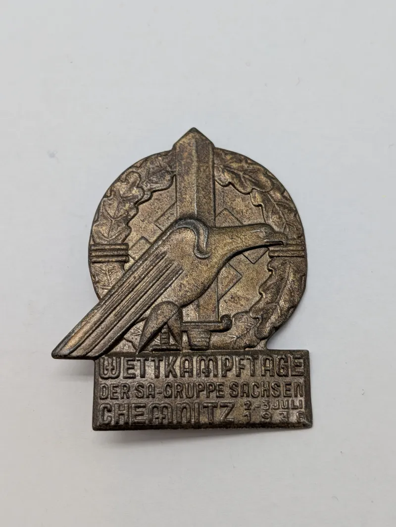 Tysk SA-Gruppe Sachsen Wettkampftage Chemnitz 1938 Tinnie Badge