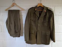 Dansk M/47 Uniformssæt for Kaptajn i Telegraftropperne