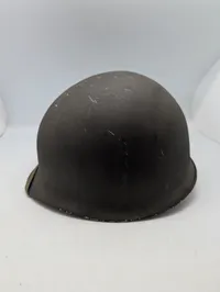 Militær M1 Stålhjelm med Inderhjelm og Rem